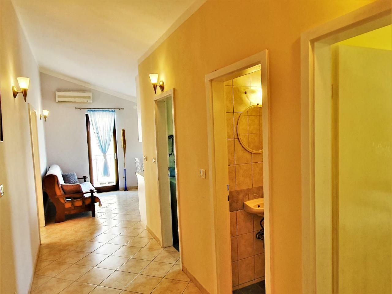 Click In Apartment Stobrec Next To Split Exterior foto
